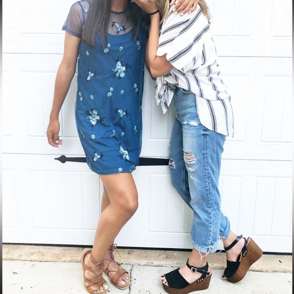 Amuse society button down shirt - Picture 2 of 2